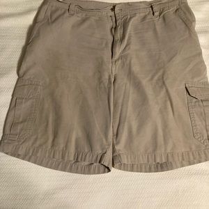 Mens Chaps cargo shorts size 38